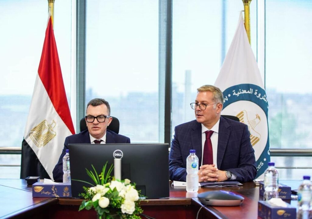 “البترول” تستهدف تطوير معامل التكرير باستثمارات تبلغ 4.5 مليارات دولار
