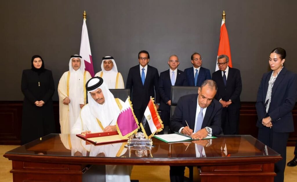 مصر وقطر توقعان اتفاقيات ومذكرات تفاهم لتعزيز التعاون الاقتصادي والاستثماري