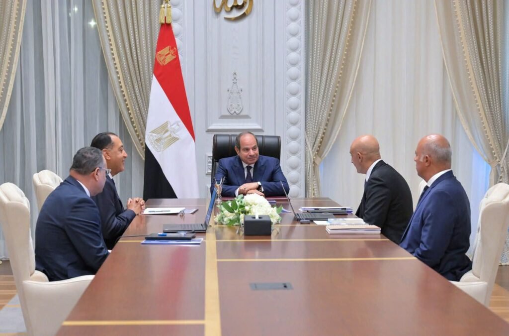 الرئيس السيسي يتابع الاستعدادات لبدء العام الدراسي الجديد