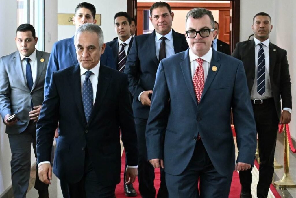 “العدل” و”التخطيط” تدرسان مشروعات جديدة لتوسيع الخدمات المميكنة