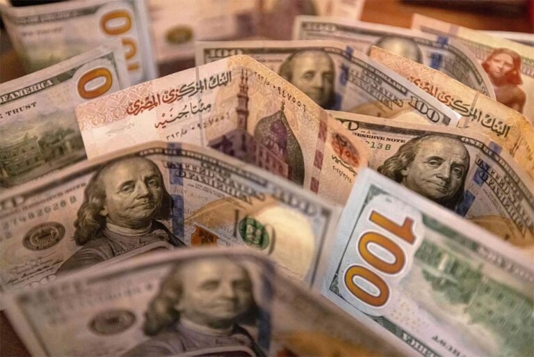الدولار يقفز 48 قرشًا.. أكبر زيادة يومية منذ نحو شهرين
