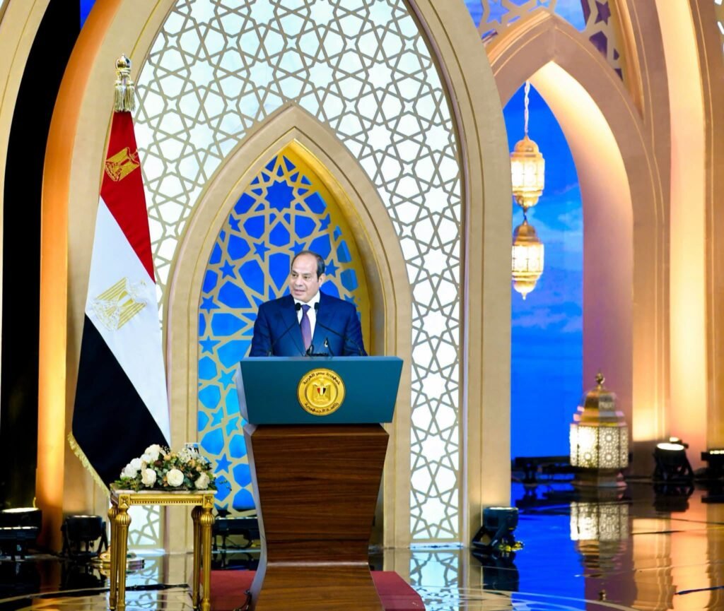 الرئيس السيسي يوجه بالتوسع في الذكاء الاصطناعي ومراكز البيانات وتعزيز شبكات الجيل الخامس