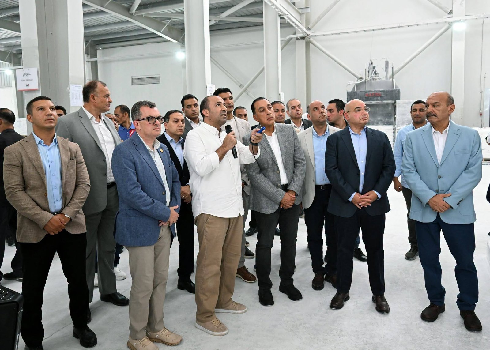 رئيس الوزراء يفتتح مصنع "وايت ستون للتعدين" باستثمارات 5 ملايين دولار
