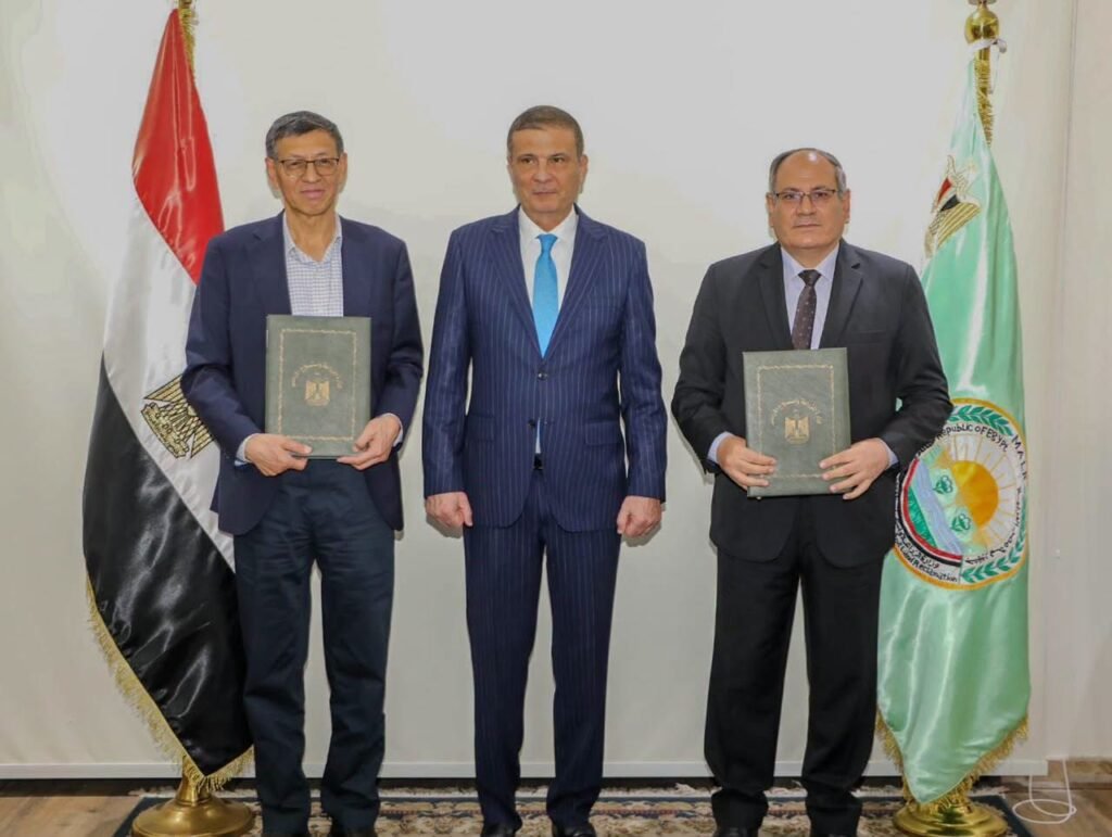 “البحوث الزراعية” يوقع بروتوكول مع جامعة الصين الزراعية لتعزيز البحث العلمي ونقل التكنولوجيا