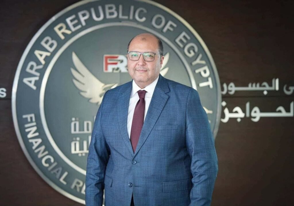 تجديد تعيين محمود جبريل مساعدًا لرئيس الهيئة العامة للرقابة المالية لمدة عام