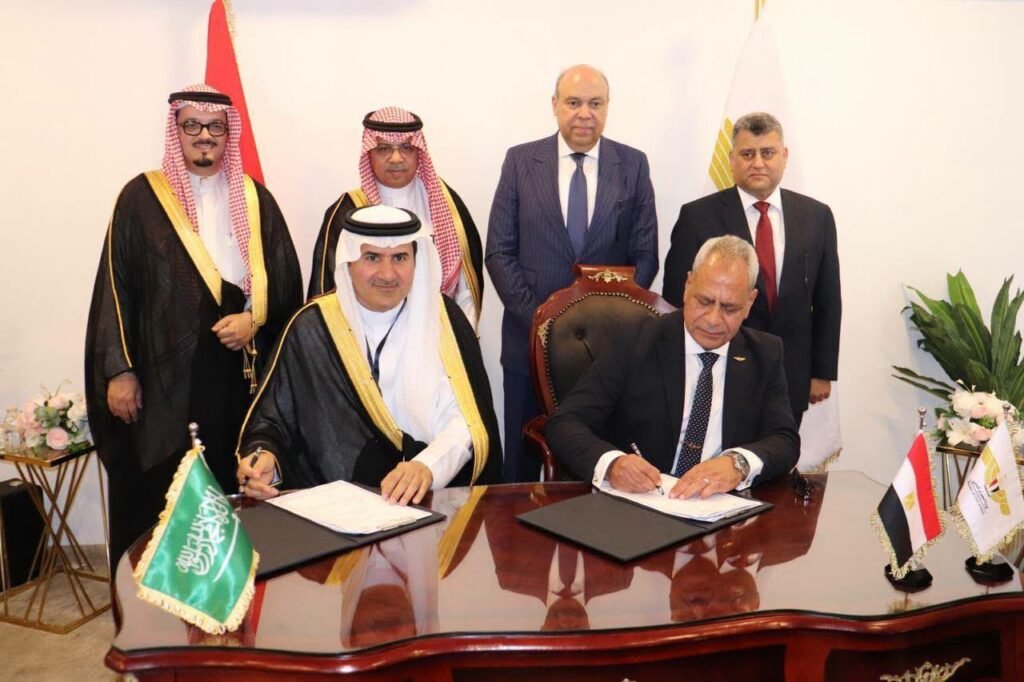 مصر والسعودية توقعان بروتوكولًا لتطوير منظومة تدريب الطيران وتبادل الخبرات