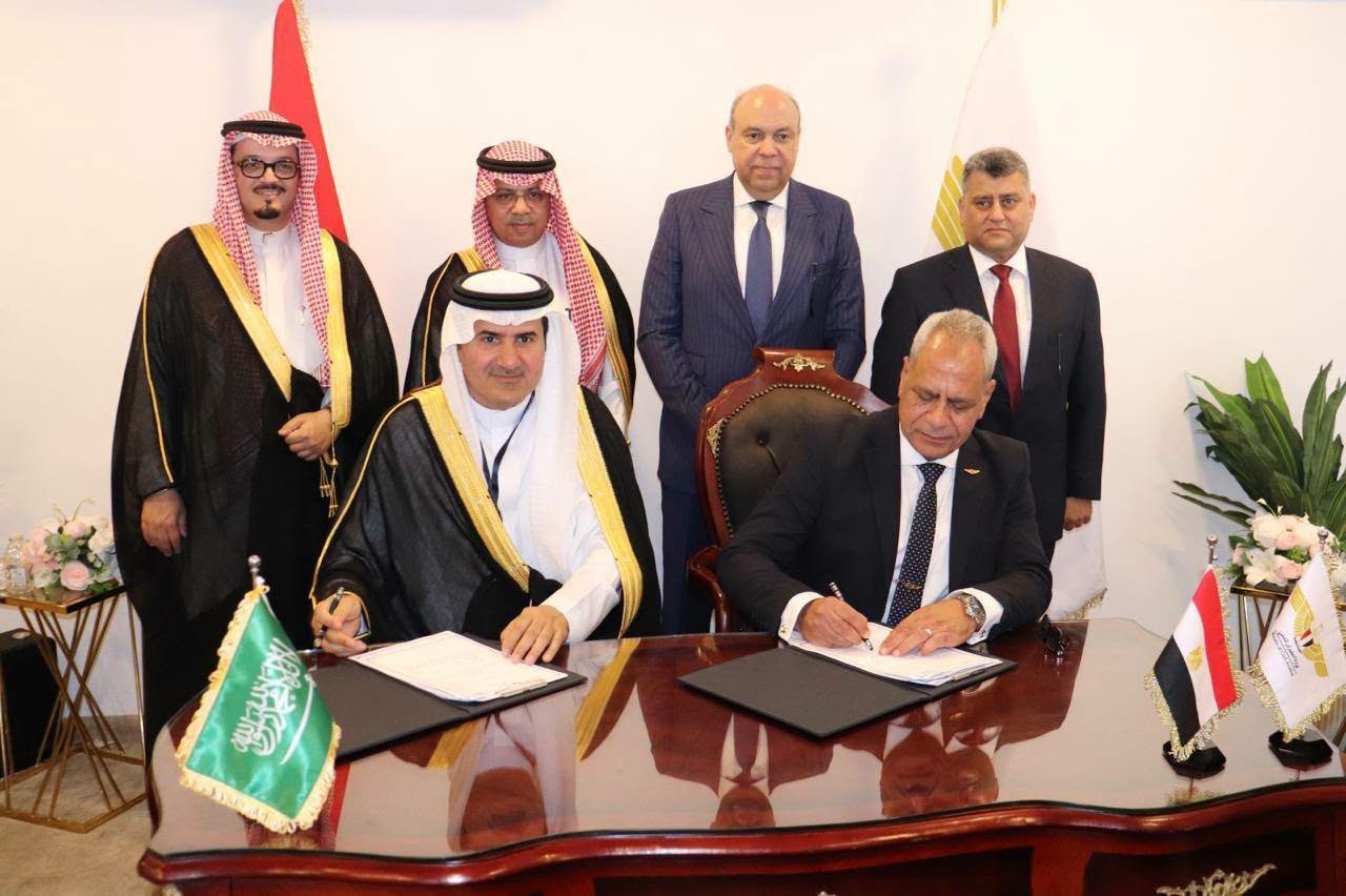 مصر والسعودية توقعان بروتوكولًا لتطوير منظومة تدريب الطيران وتبادل الخبرات