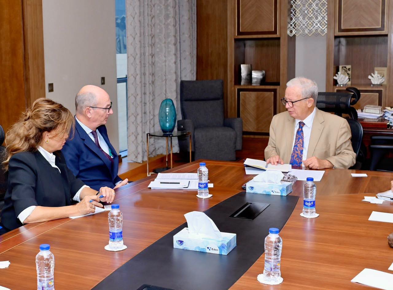 نائب رئيس الوزراء يبحث مع "EBRD" زيادة استثمارات البنك في مصر