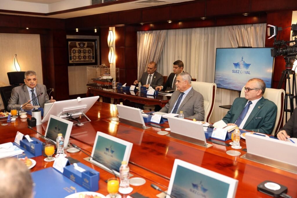 الفريق أسامة ربيع: زيادة الخدمات الملاحية العائدة لعبور قناة السويس وعودة مرتقبة لـ”OOCL” و”Yang Ming”