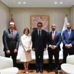 وزير الصحة يبحث مع فيليبس توطين صناعة الأجهزة الطبية في مصر