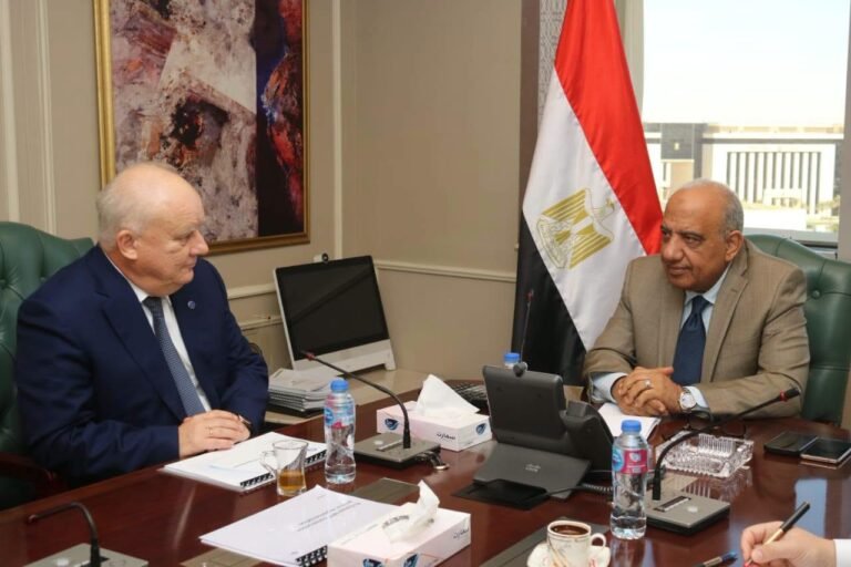 وزير الكهرباء يتابع استعدادات استقبال الوقود النووي لمحطة الضبعة خلال 2027