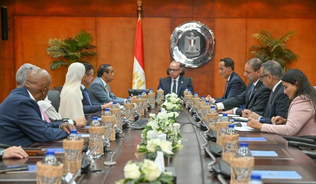وزير الاستثمار يبحث مع مجموعة الفطيم فرص التوسع وزيادة الاستثمارات في مصر